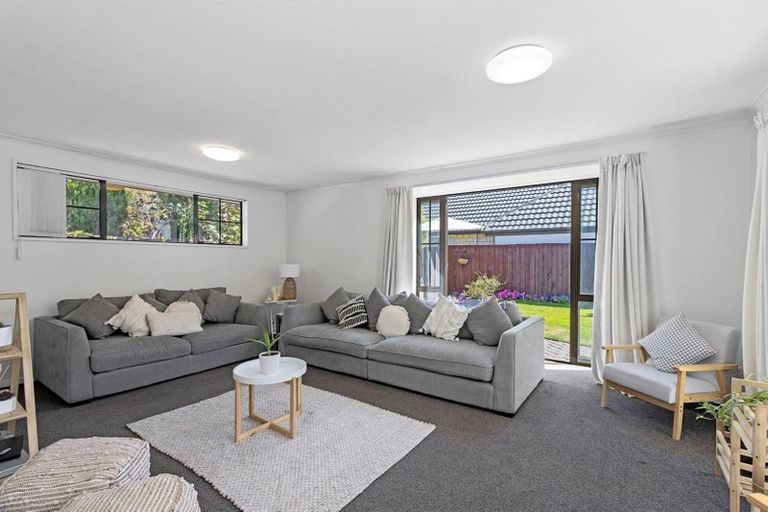 Photo of property in 64 Karnak Crescent, Russley, Christchurch, 8042