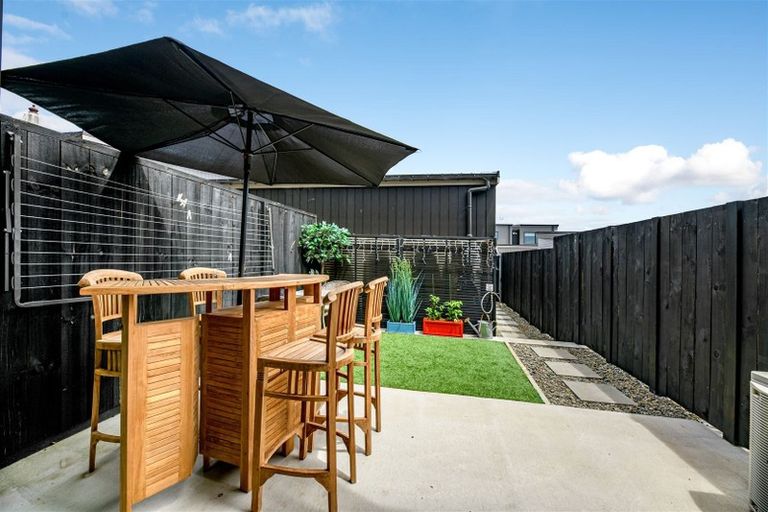 Photo of property in 38 Pennant Street, Long Bay, Auckland, 0630