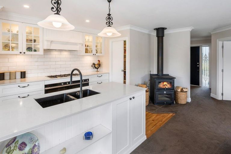 Photo of property in 61 Montgomery Crescent, Kinloch, Taupo, 3377