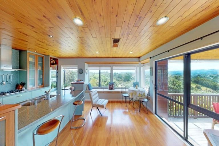 Photo of property in 9 Kotare Place, Sandspit, Warkworth, 0982