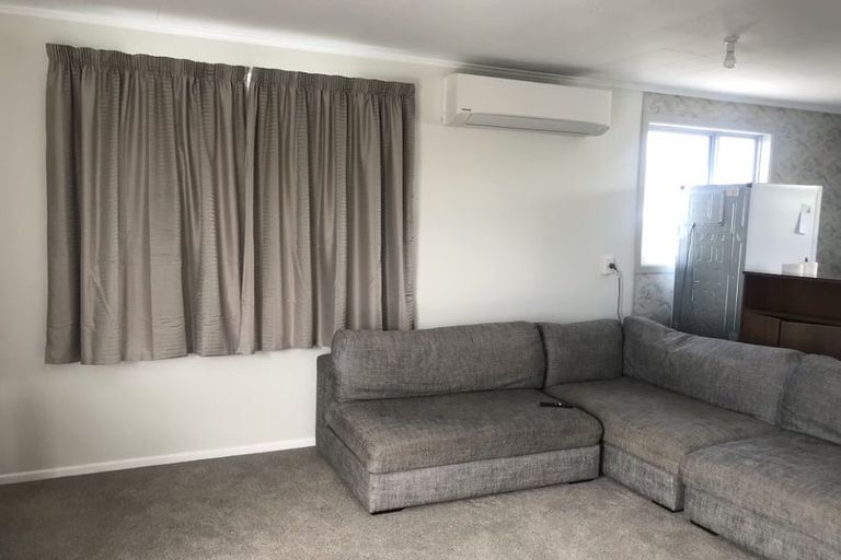 Photo of property in 1184 Papamoa Beach Road, Papamoa Beach, Papamoa, 3118