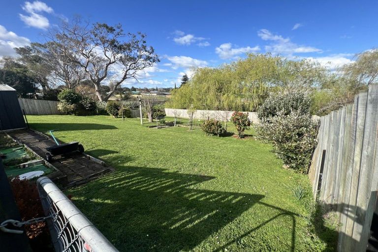 Photo of property in 3a Allan Street, Dannevirke, 4930