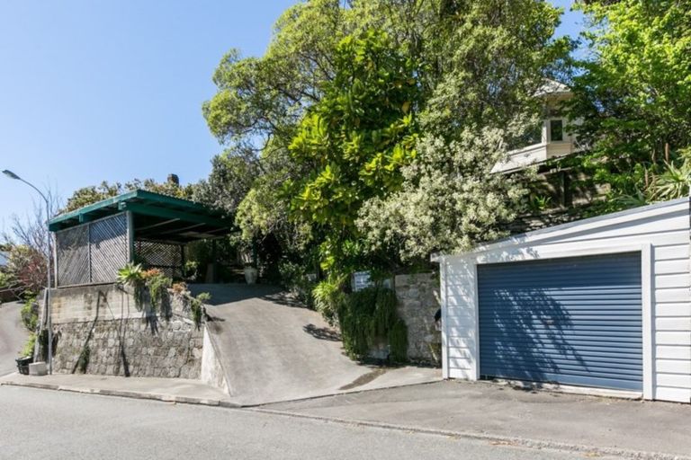 Photo of property in 30 Lighthouse Road, Bluff Hill, Napier, 4110