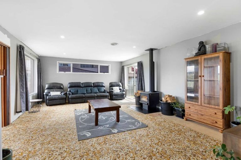 Photo of property in 26 John F Kennedy Drive, Milson, Palmerston North, 4414