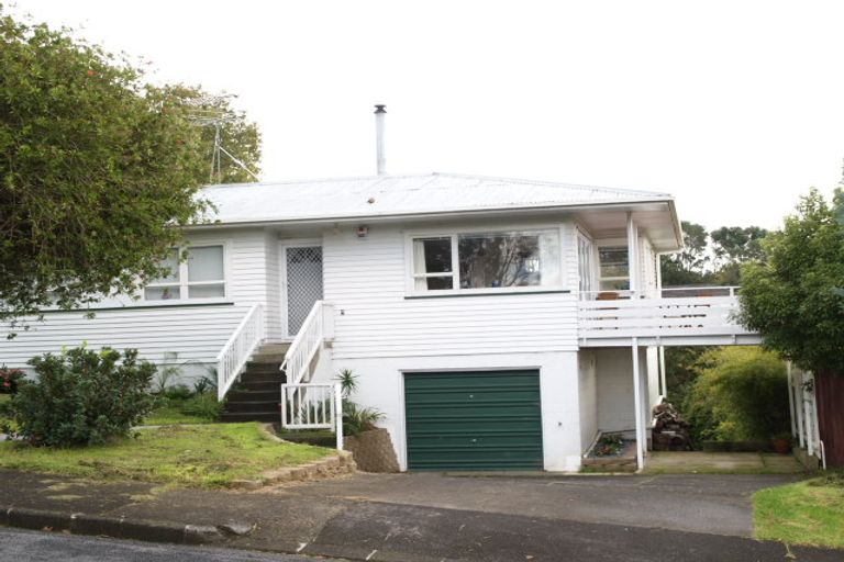 Photo of property in 12 Reydon Place, Cockle Bay, Auckland, 2014