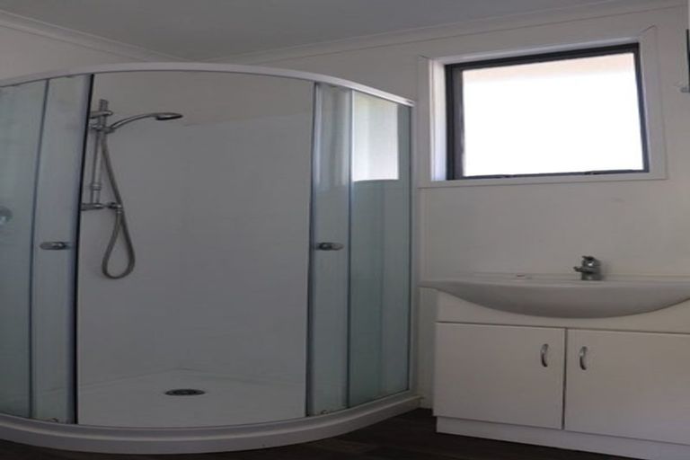 Photo of property in 5/1 Angle Street, Picton, 7220