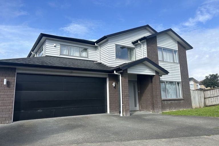 Photo of property in 25 Bordeaux Parade, Te Atatu South, Auckland, 0610