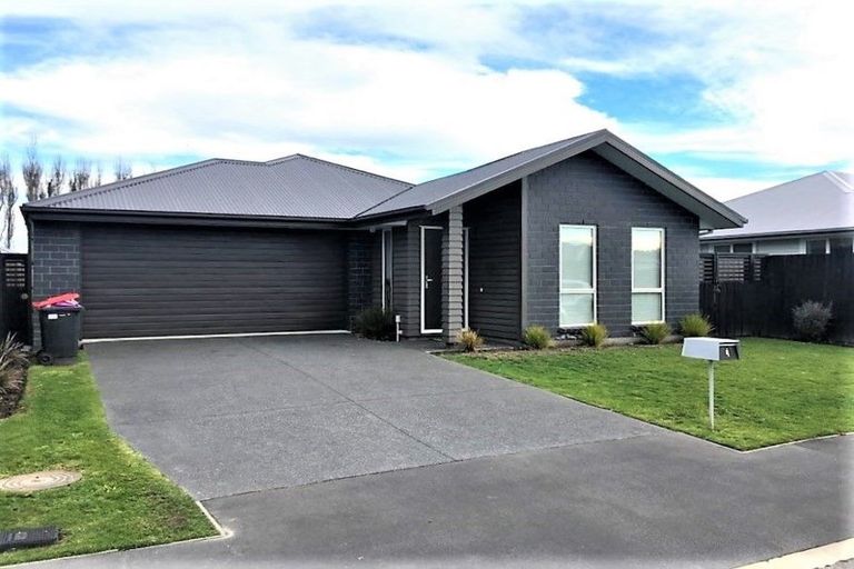 Photo of property in 4 Mclendon Green, Belfast, Christchurch, 8051