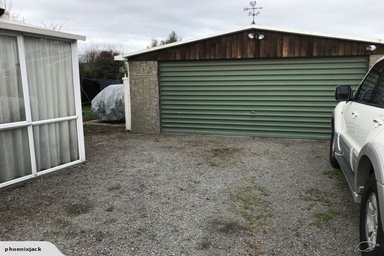 Photo of property in 65 Warren Crescent, Hillmorton, Christchurch, 8025