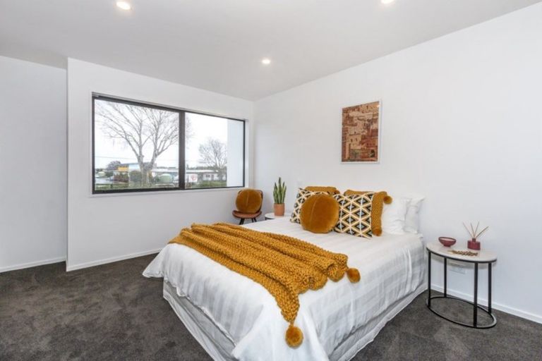 Photo of property in 1/3 Provincial Road, Halswell, Christchurch, 8025