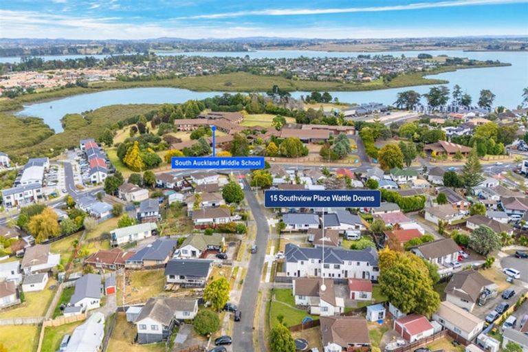 Photo of property in 15 Southview Place, Wattle Downs, Auckland, 2102