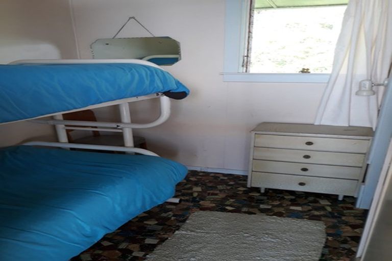 Photo of property in 90 Haven Street, Moeraki, 9482