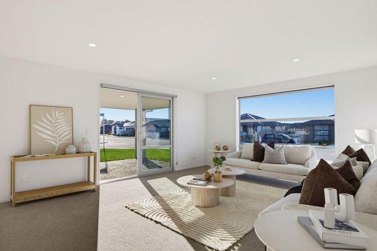 Photo of property in 39 Chambers Avenue, Woodend, 7610