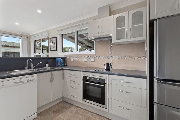 Photo of property in 80 Riverside Drive, Whakatane, 3120