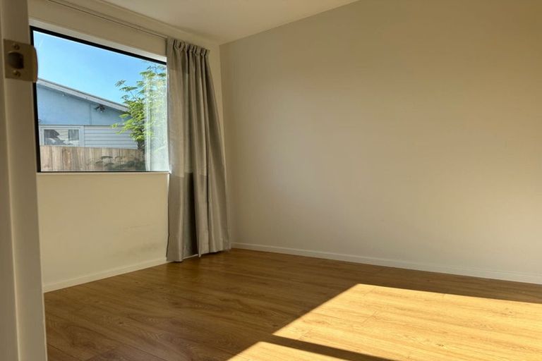 Photo of property in 39a Cutler Street, New Lynn, Auckland, 0600