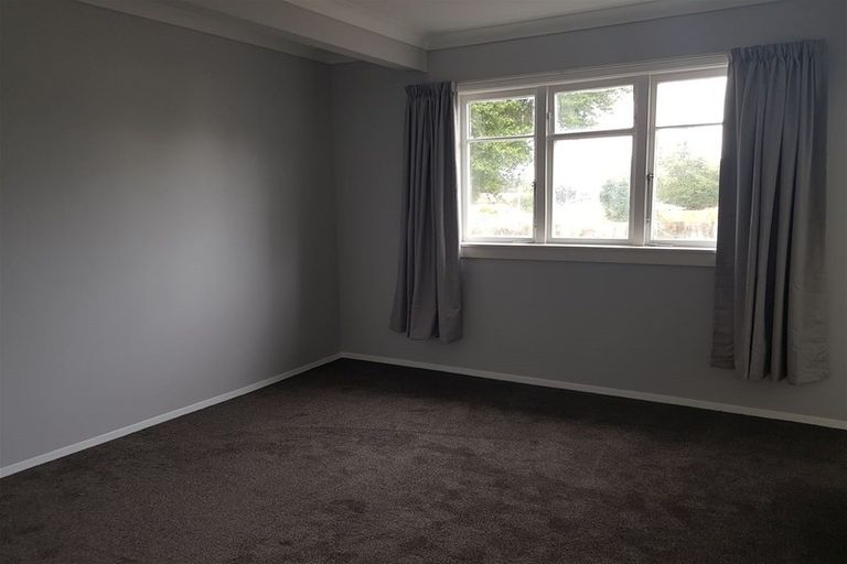 Photo of property in 11 Russell Road, Fairy Springs, Rotorua, 3015