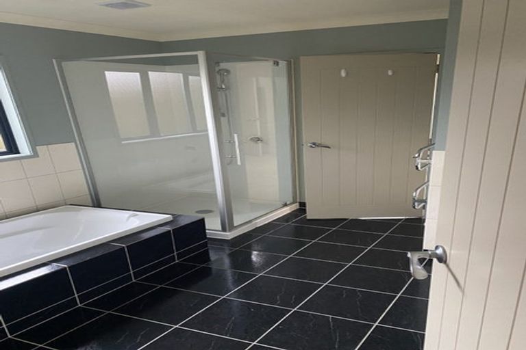 Photo of property in 15 Tomika Crescent, Papamoa Beach, Papamoa, 3118