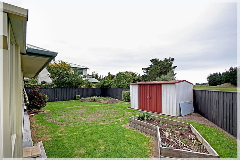 Photo of property in 1a Edinburgh Terrace, Foxton Beach, Foxton, 4815