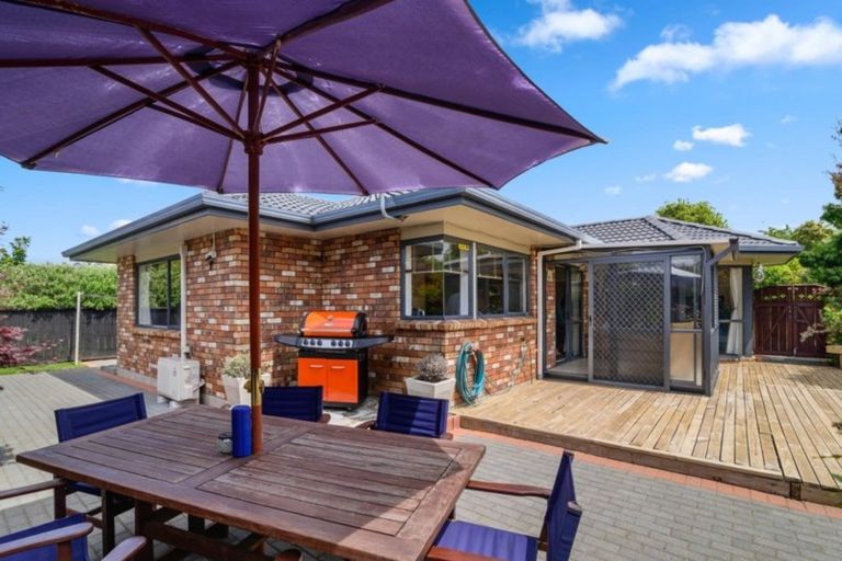 Photo of property in 35 Hoyte Place, Pukehangi, Rotorua, 3015