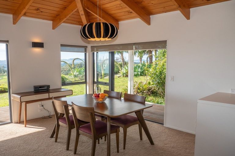 Photo of property in 59 Spicer Road, Cable Bay, 0420