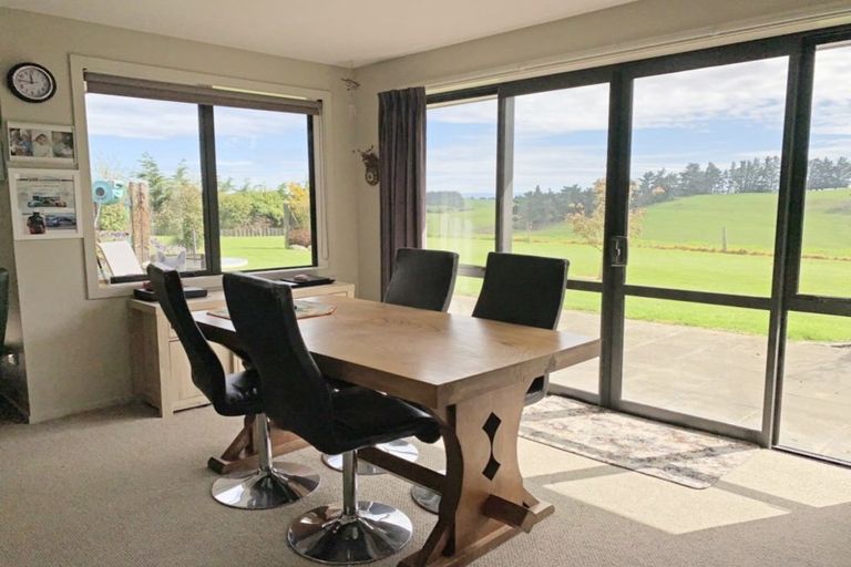 Photo of property in 2035 Hillfoot Road, Warepa, Balclutha, 9273