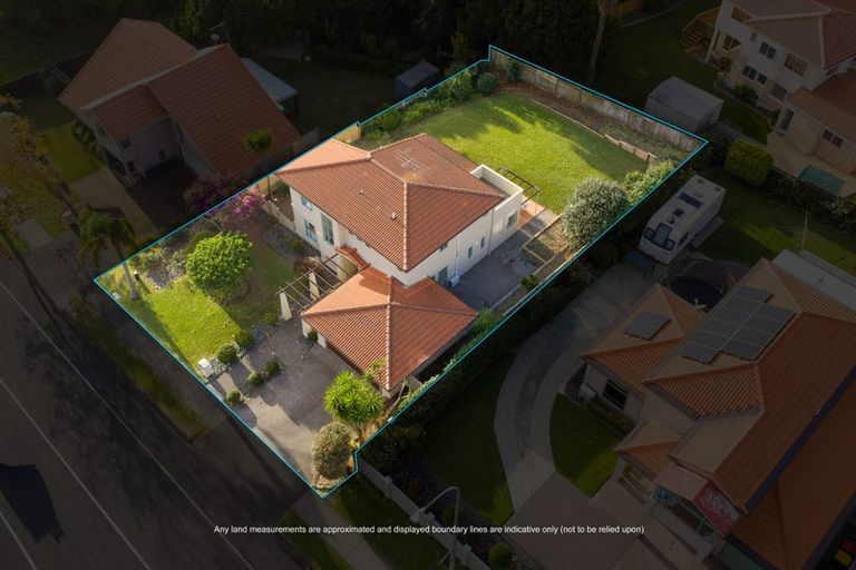 Photo of property in 68 Marina View Drive, West Harbour, Auckland, 0618