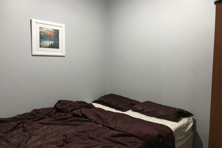 Photo of property in Terrace Garden Apartments, 1e/120 The Terrace, Wellington Central, Wellington, 6011