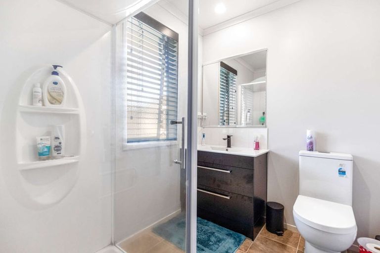 Photo of property in 99 Doncaster Drive, Papamoa Beach, Papamoa, 3118