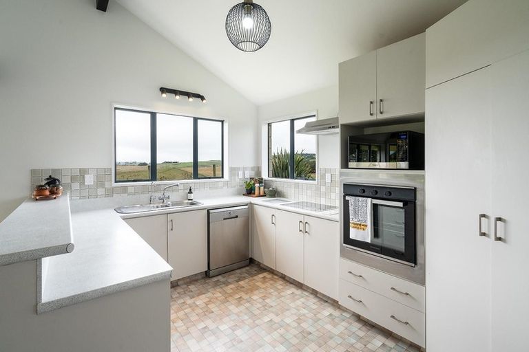 Photo of property in 105 Round Hill Road, Karitane, Waikouaiti, 9471