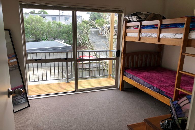 Photo of property in 16/94 Glengarry Road, Glen Eden, Auckland, 0602