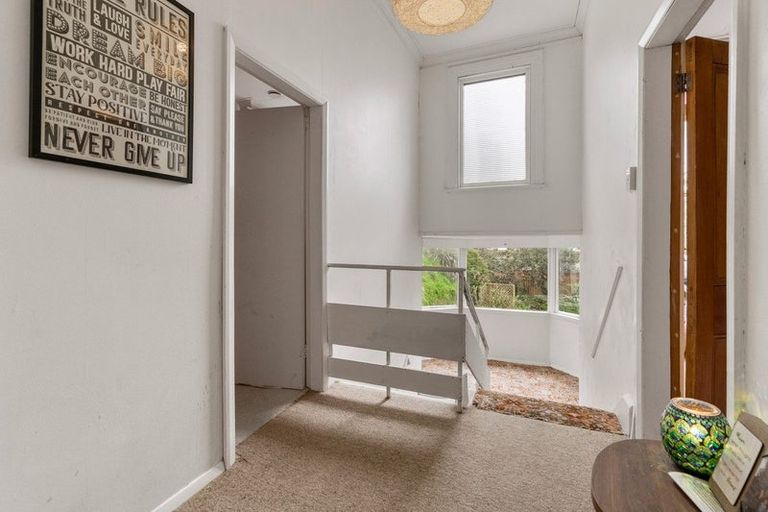 Photo of property in 6 Macbeth Street, Caversham, Dunedin, 9012