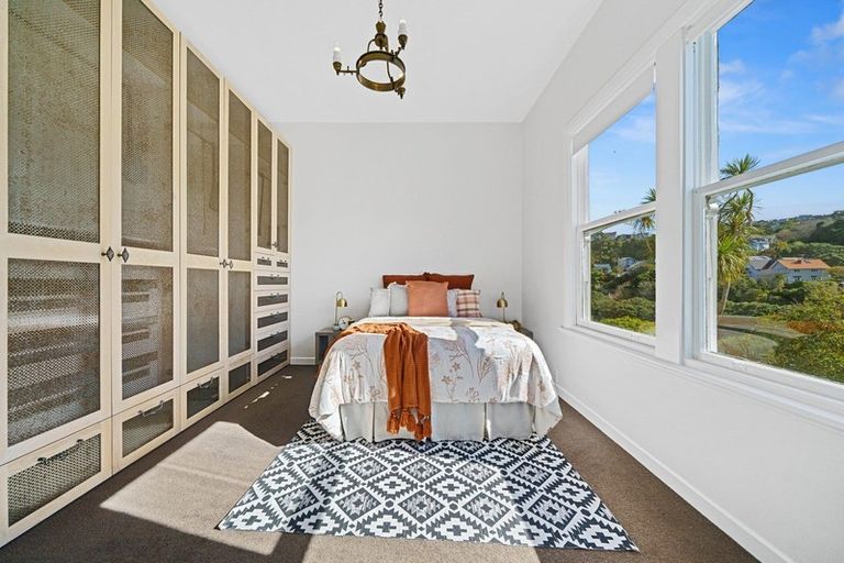 Photo of property in 38 Fairview Crescent, Kelburn, Wellington, 6012