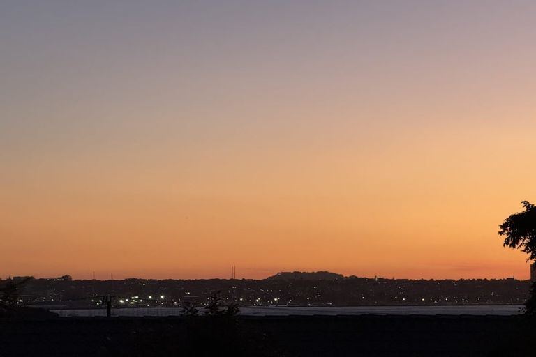 Photo of property in 3/4 Sydney Street, Hauraki, Auckland, 0622