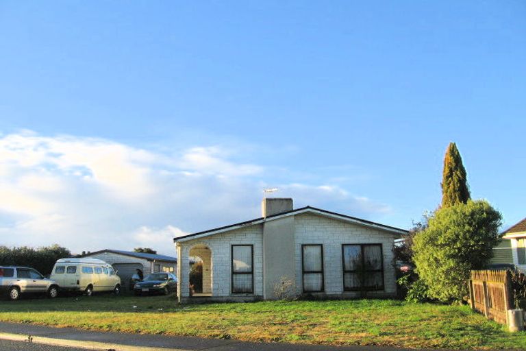 Photo of property in 14 Baffin Place, Flaxmere, Hastings, 4120