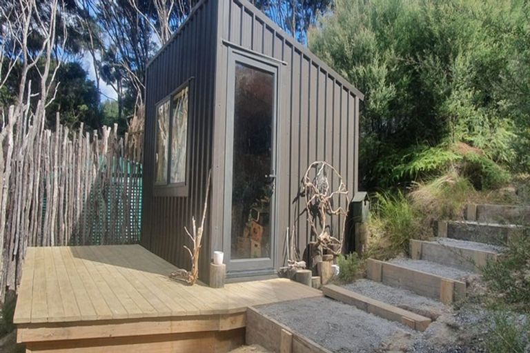 Photo of property in 221a Te Wahapu Road, Russell, 0272