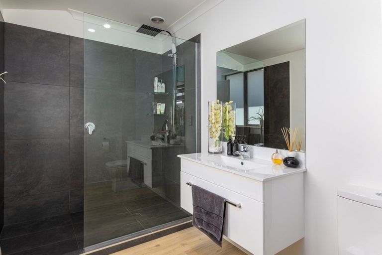 Photo of property in 31 Te Hurunui Drive, Pegasus, 7612