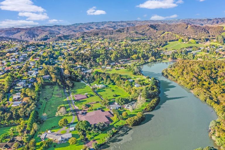 Photo of property in 9 River Palms Lane, Haruru, 0204