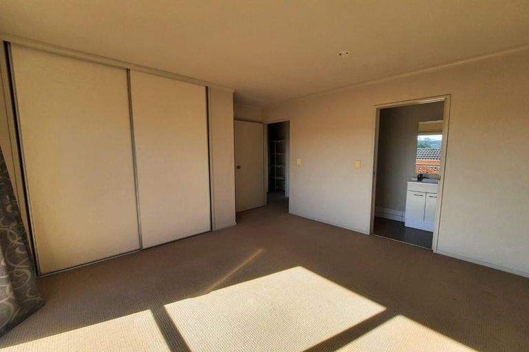 Photo of property in 43 Kellett Road, Ranui, Auckland, 0612