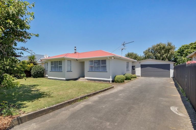 Photo of property in 21 Fantham Street, Hawera, 4610