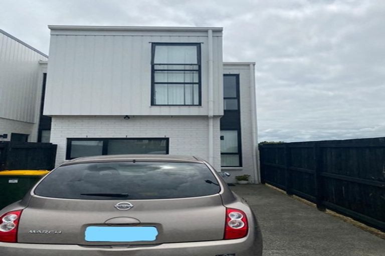 Photo of property in 13 Walsh Road, Papakura, 2110