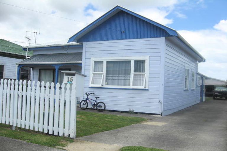 Photo of property in 15 Gibson Street, Aramoho, Whanganui, 4500