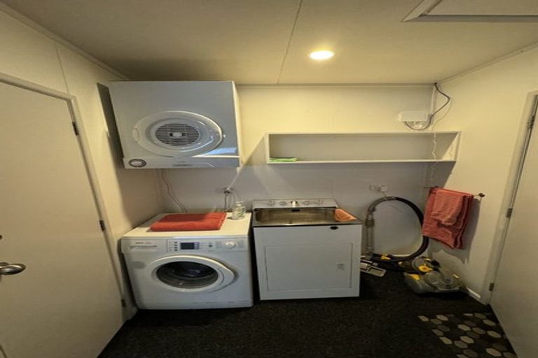 Photo of property in 48 Lucknow Road, Havelock North, 4130