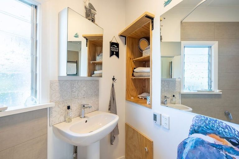 Photo of property in 151 Easther Crescent, Kew, Dunedin, 9012