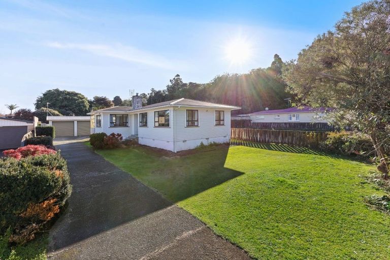Photo of property in 383 Great South Road, Opaheke, Papakura, 2113