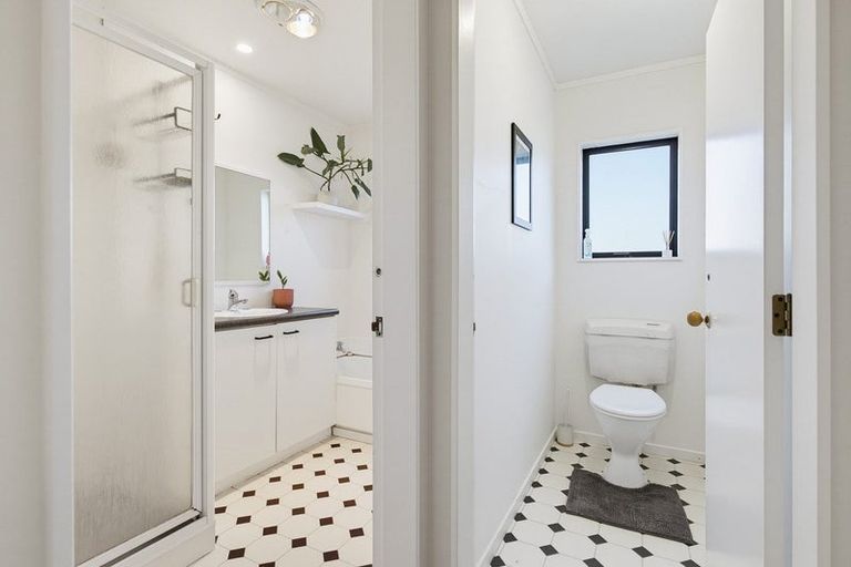 Photo of property in 10 Peter Button Place, Johnsonville, Wellington, 6037
