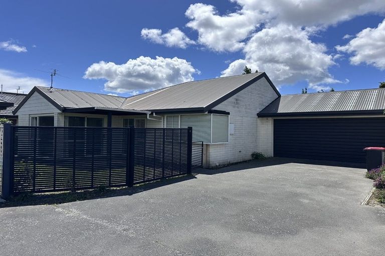 Photo of property in 52b Matipo Street, Riccarton, Christchurch, 8041