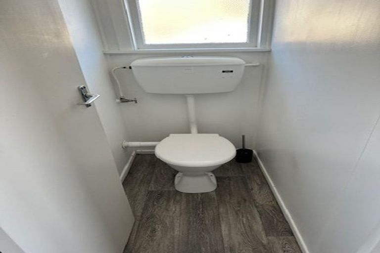 Photo of property in 1/516 Fergusson Drive, Trentham, Upper Hutt, 5018