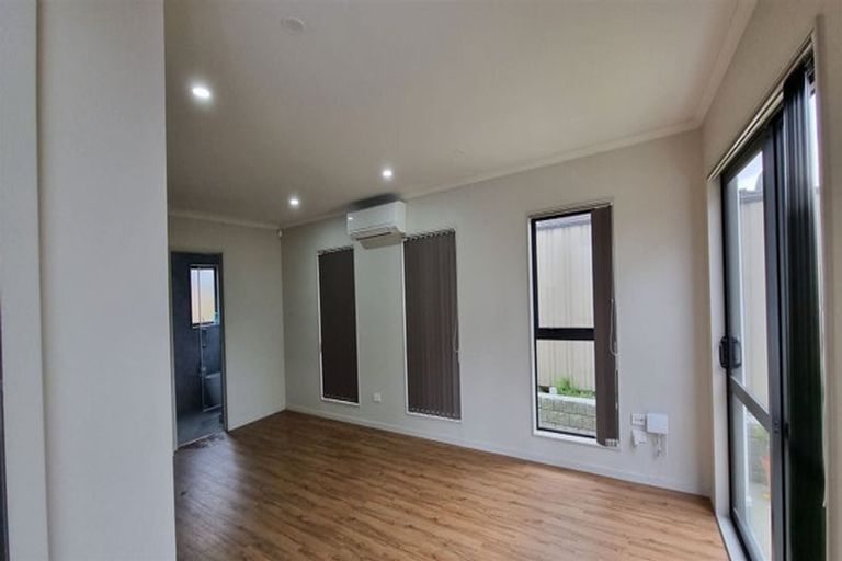 Photo of property in 102e Fitzroy Street, Papatoetoe, Auckland, 2104