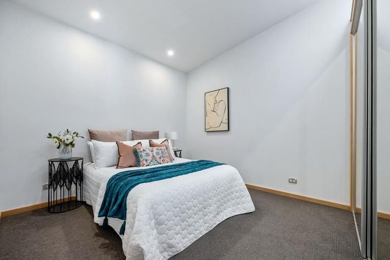 Photo of property in Urbis Apartments, 5/5 Raroa Road, Hutt Central, Lower Hutt, 5010