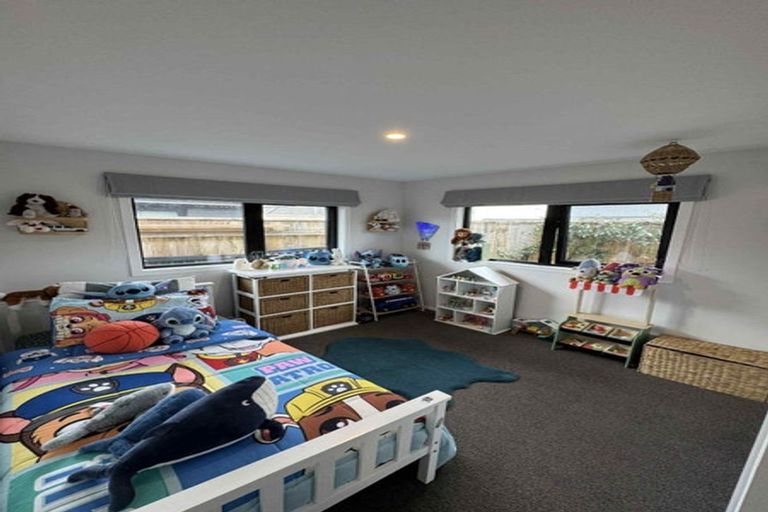 Photo of property in 19a Faulke Avenue, Wainuiomata, Lower Hutt, 5014